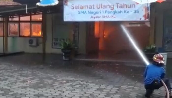 SMA Negeri 1 Pangkah Tegal Kebakaran
