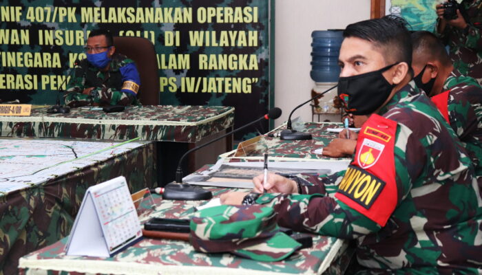 Prajurit Yonif 407/PK Latihan Operasi Lawan Insurjensi
