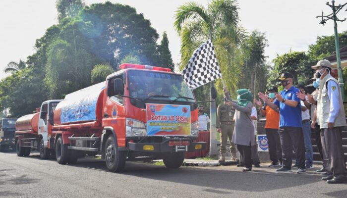 Pemkab Tegal Siapkan 325 Tangki Air Bersih untuk Atasi Kekeringan