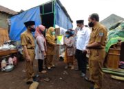 Bupati Tegal Salurkan Bantuan Kebakaran di Desa Cikura