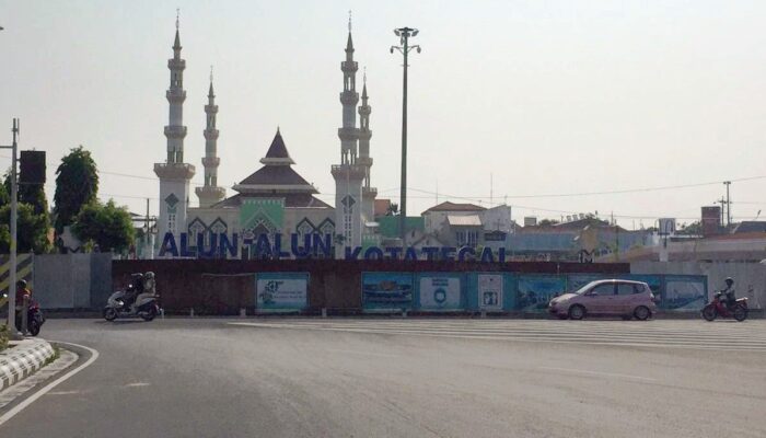 Hindari Kerumunan Massa saat Idul Fitri, Alun-alun Kota Tegal Belum Dibuka