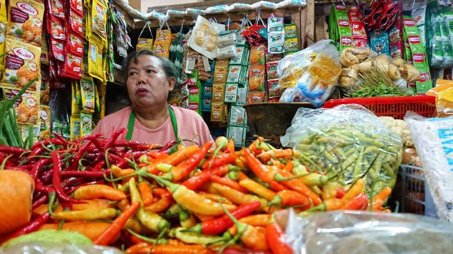 Ibu Rumah Tangga Mengeluh, Harga Cabai di Jawa Tengah Meroket