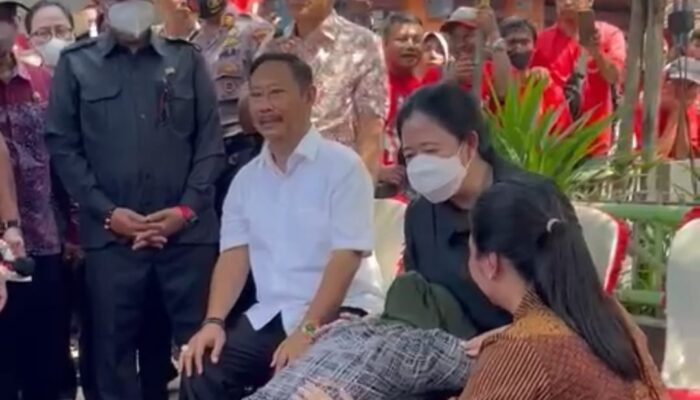 Puan Maharani Cek Penyaluran BSPS di Brebes, Disambut Isak Tangis Warga