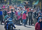 Bupati Umi Ikut Jalan Sehat Hari Amal Bakti ke-77 Kementerian Agama RI