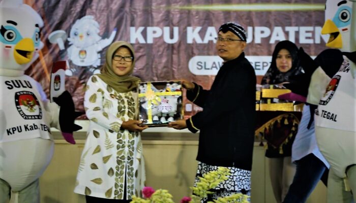 18 Parpol Ikuti Ikrar Pemilu Damai di Kabupaten Tegal