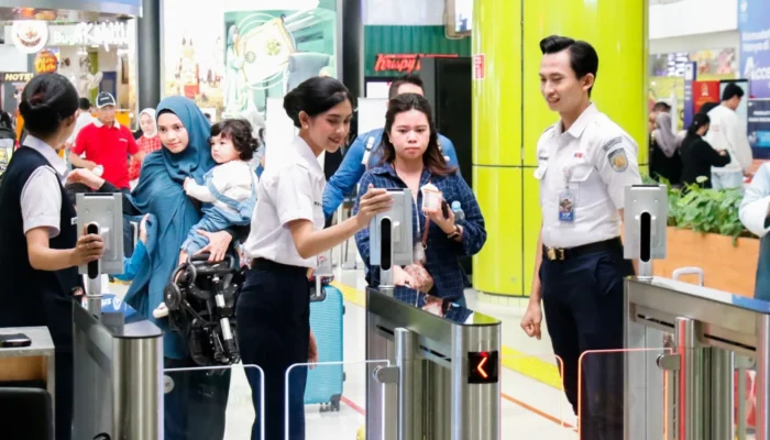Fasilitas Boarding dengan Pengenalan Wajah Sudah Bisa di Stasiun Tegal, Berikut Cara Daftarnya