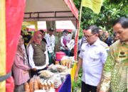 Kurang dari 2 Jam, Sayuran Segar Ludes Diborong Pengunjung Pasar Tani di Kabupaten Tegal