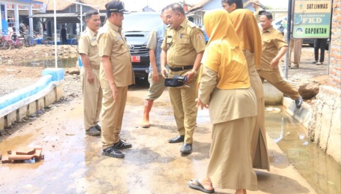 Tinjau Banjir Rob di Ulujami Pemalang, Bupati Mansur Pastikan Pemerintah Peduli