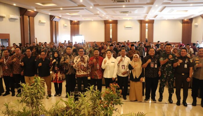 Sah! KPU Tetapkan Pasangan Tunggal Mitha Wurja Terpilih Bupati dan Wakil Bupati Brebes