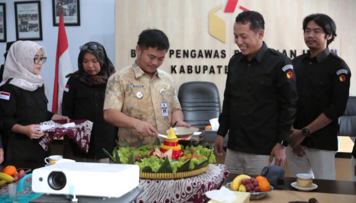 KPU Kabupaten Tegal Kembalikan Sisa Dana Hibah Rp8,5 Miliar ke Pemkab Tegal