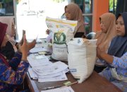 Tak Ada Beras Oplosan, Bupati Ischak Pastikan Penyaluran Bantuan Beras Tepat Sasaran