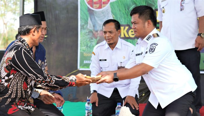 Pemkab Tegal Siapkan Premi Rp300 Juta untuk Asuransi Usaha Tani Padi