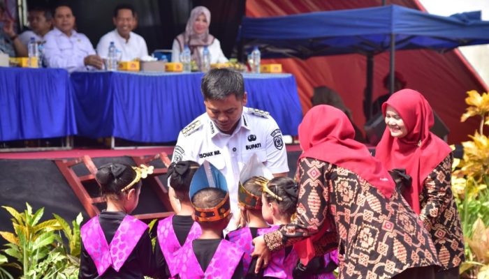 Bupati Ischak Ajak Warga Jaga Kondusifitas Wilayah